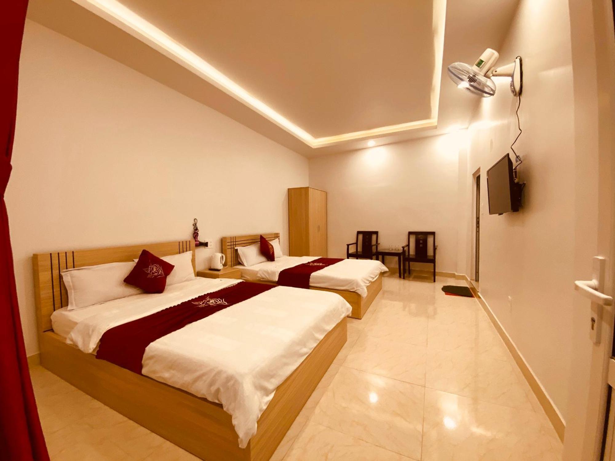 Kieu Trang Hotel Далат Екстер'єр фото
