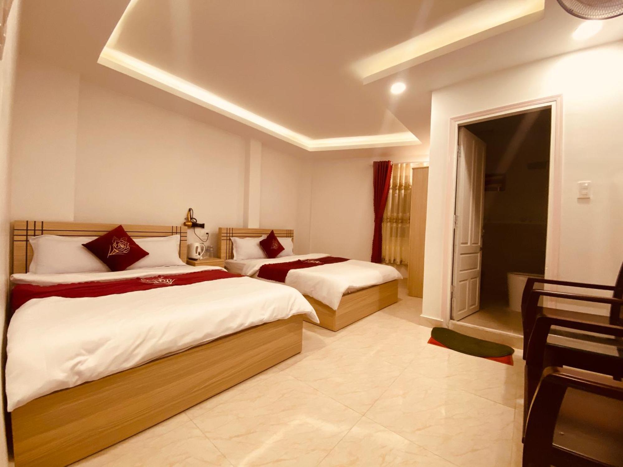 Kieu Trang Hotel Далат Екстер'єр фото